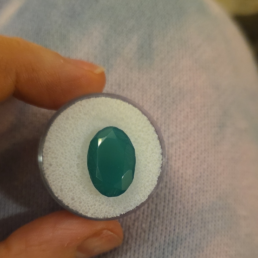 Approximatley 6 Ct Green Jade Loose Gemstone